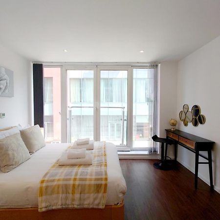 Fully Serviced Two Bed Apartment By Excel & O2 Londyn Zewnętrze zdjęcie