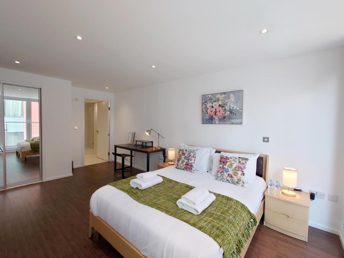 Fully Serviced Two Bed Apartment By Excel & O2 Londyn Zewnętrze zdjęcie