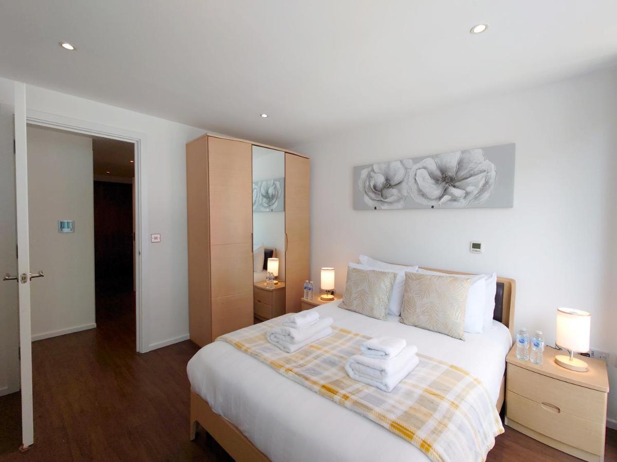 Fully Serviced Two Bed Apartment By Excel & O2 Londyn Zewnętrze zdjęcie