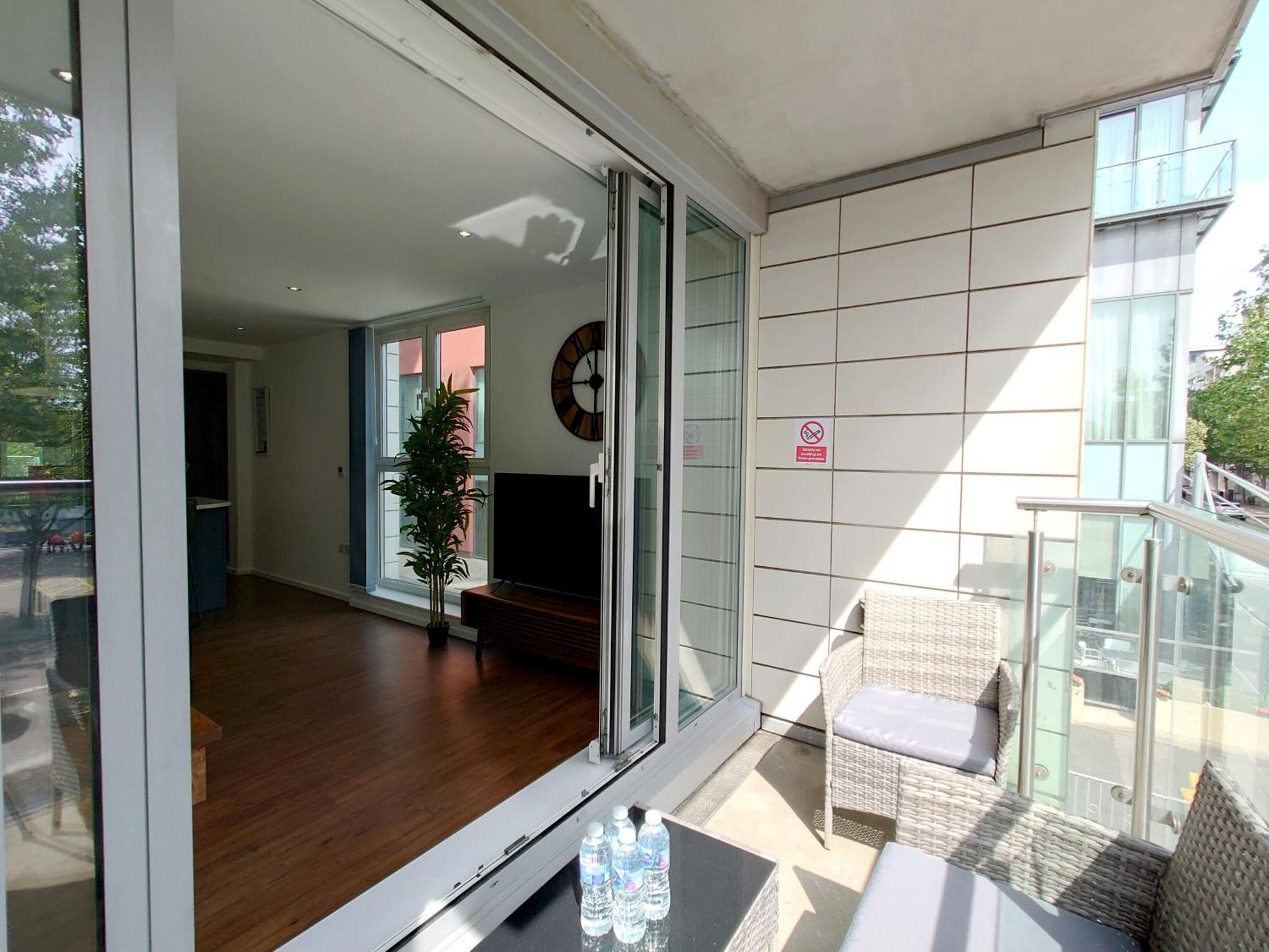 Fully Serviced Two Bed Apartment By Excel & O2 Londyn Zewnętrze zdjęcie